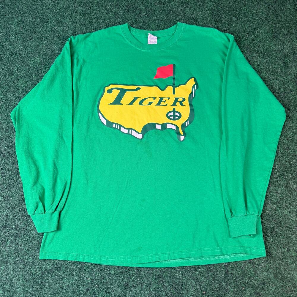 Tiger Woods Masters Style Golf Long Sleeve T-Shirt Green Size Large Gildan